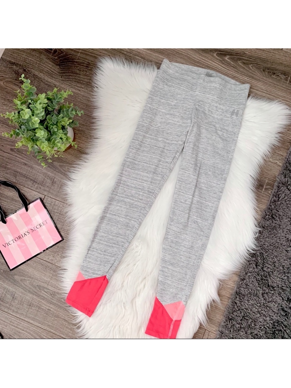 Victoria’s Secret Yoga Pants